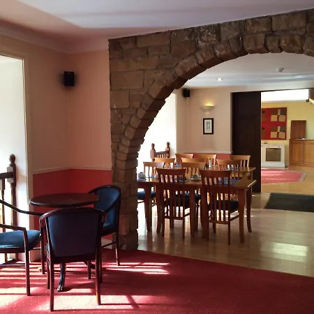 Glenmore House סוורדס