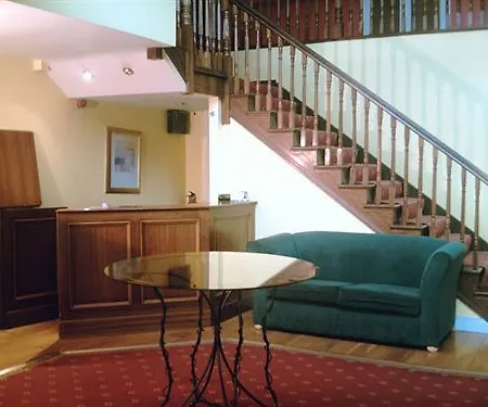 Glenmore House