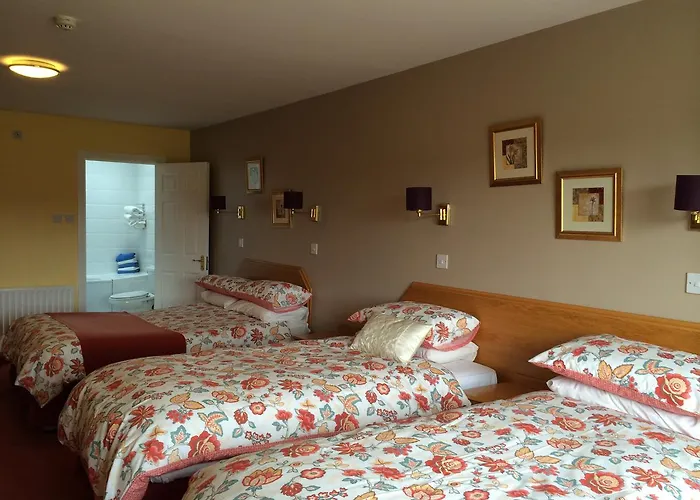 Glenmore House 3* Swords