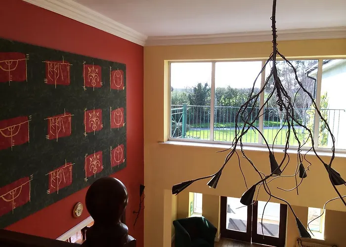 Glenmore House 3* Swords